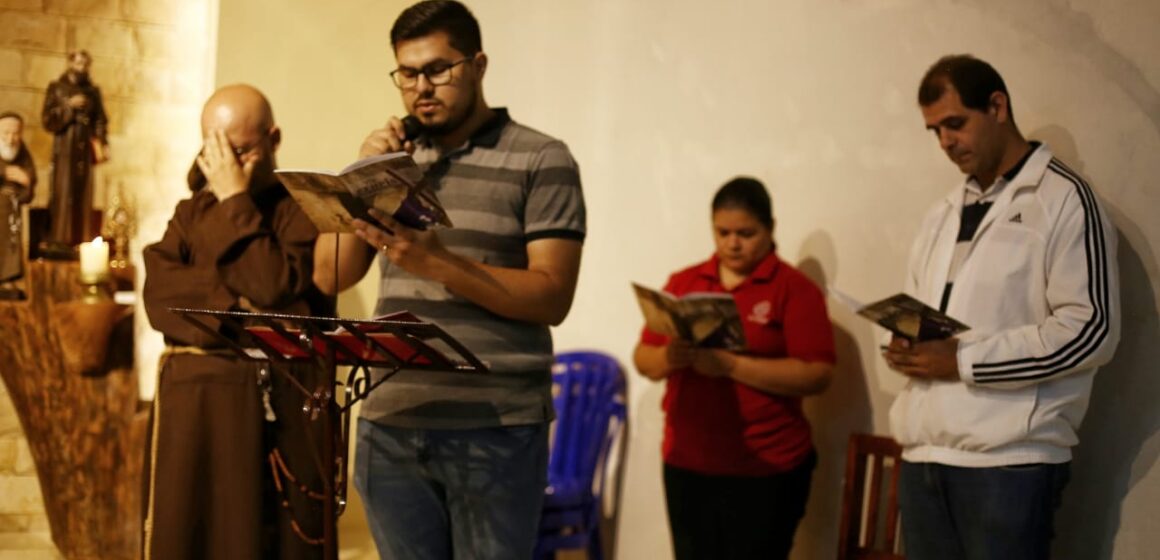 Meditación del Vía Crucis en Convento San Francisco de CDE