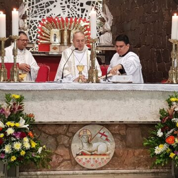 Mons. Steckling recuerda en Misa de la Cena del Señor que Cristo nos dejó tres herencias