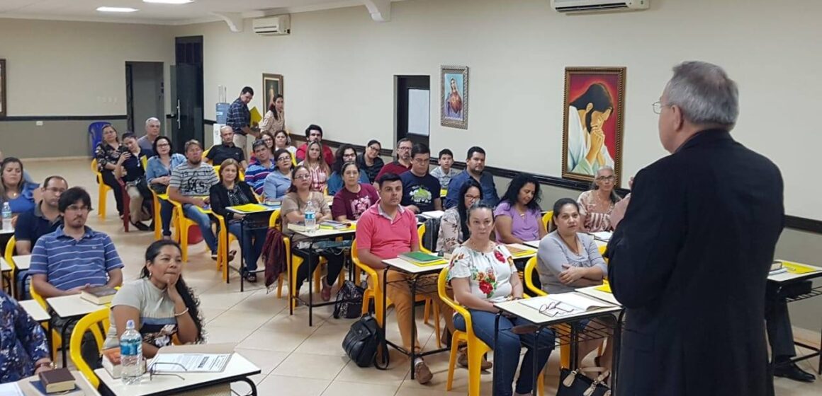 Inició Taller de la Lectio Divina en el Obispado