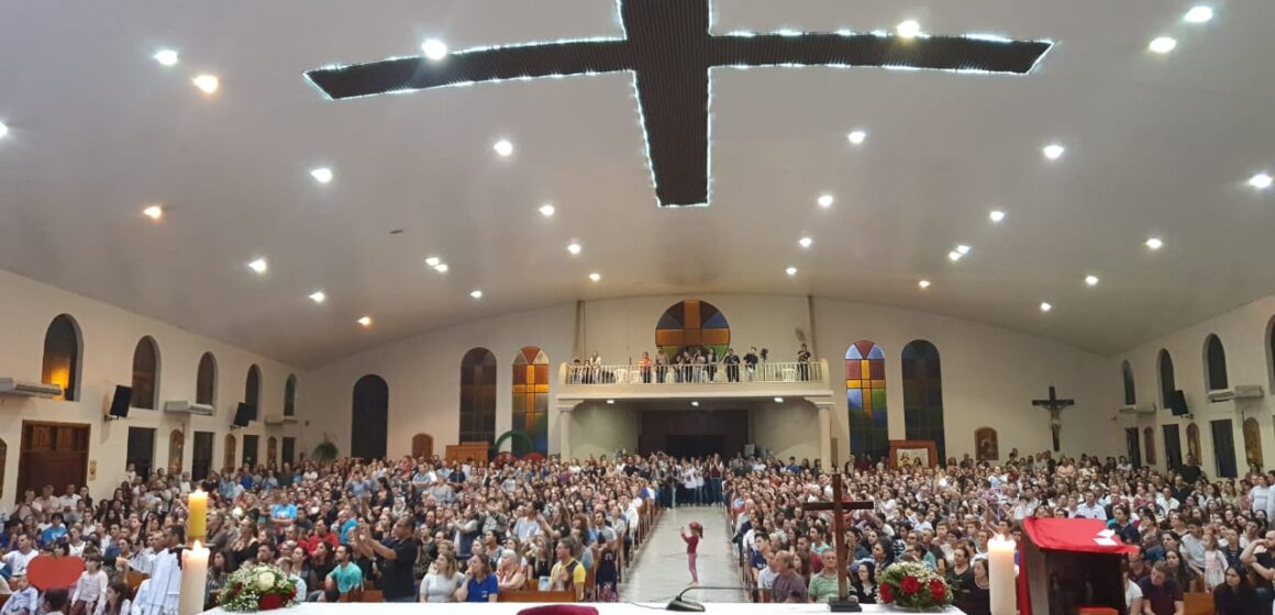 [Fotos] “24 hs de Adoración en honor al Sagrado Corazón de Jesús»