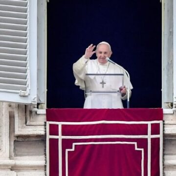 El Papa: Quien hace la guerra no sabe dominar las propias pasiones