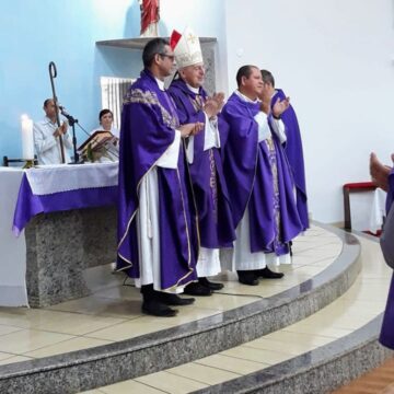 Sacerdotes asumen al frente de dos parroquias y vicaría episcopal