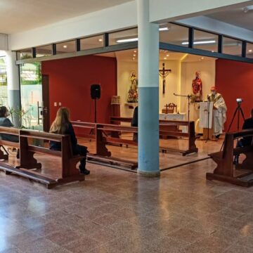 Misa de acción de gracias por el día del maestro y el trabajador en la UCA