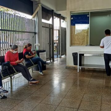Pastoral Social con asistencia a familiares de pacientes con COVID