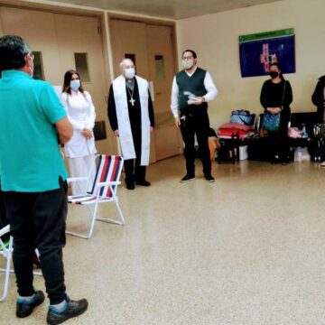 Mons. Guillermo visita a familiares y enfermos del IPS