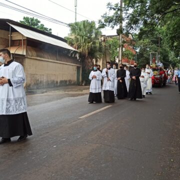 Catedral: invitación al novenario, misa y procesión por el Congreso Eucarístico Nacional