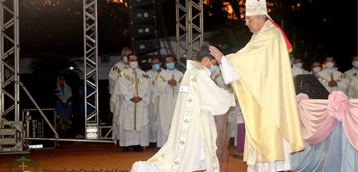 Ildefonso Talavera, nuevo sacerdote salesiano