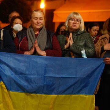 Unidos en oración por la paz en el mundo