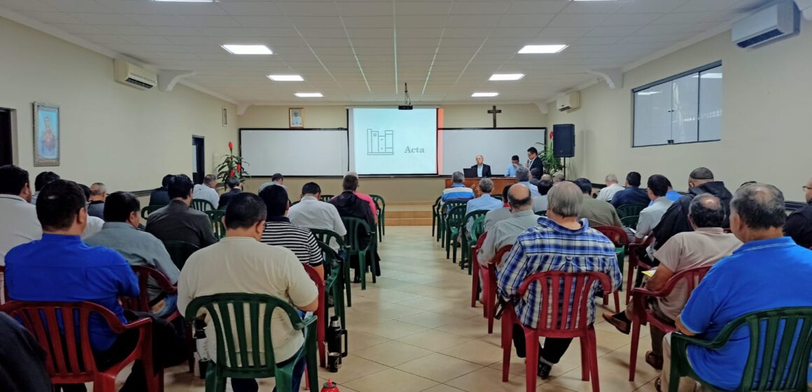 Primera reunión del clero diocesano