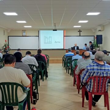 Primera reunión del clero diocesano
