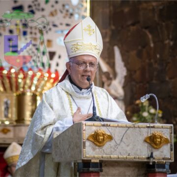 Primer día del novenario a San Blas: Mons. Celestino Ocampos