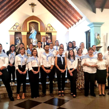 Presentación de catequistas en la Parroquia Santa María de los Ángeles