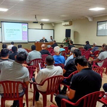 Primera reunión del Clero Diocesano