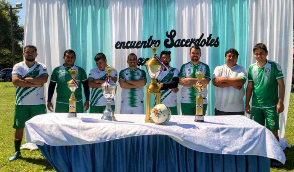 Confraternización: Encuentro regional de sacerdotes, zona este