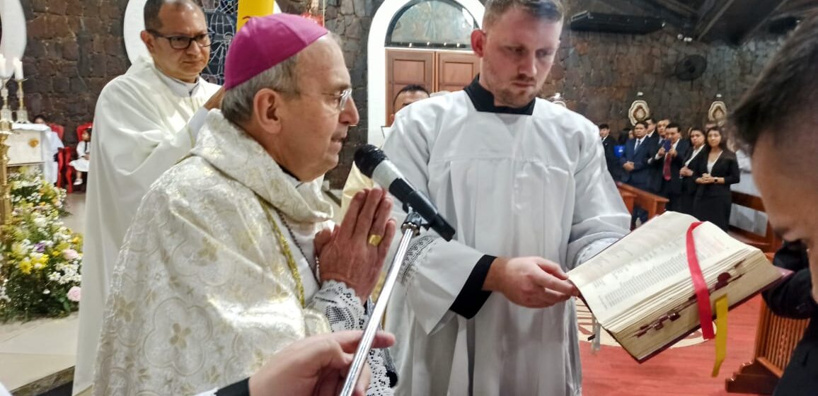 Mons. Steckling: La Resurrección nos invita a una vida nueva