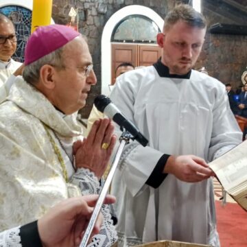 Mons. Steckling: La Resurrección nos invita a una vida nueva