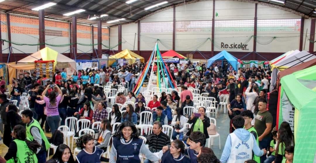 Masiva participación en la “Expo VocaciónArte”