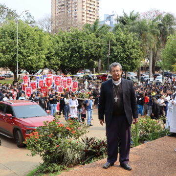 Obispo recibió a peregrinos de la Legión de María  