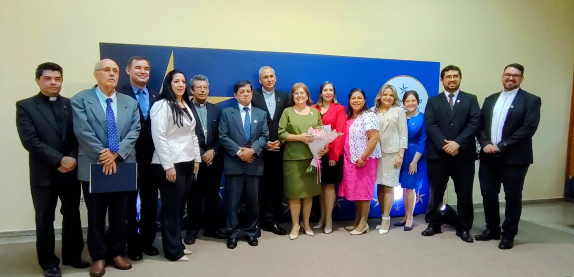 Mons. Pedro presente en la asunción de las nuevas autoridades de la UCA, Campus Alto Paraná