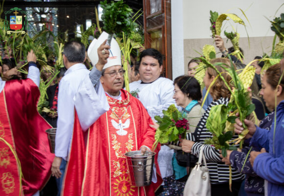 Semana Santa: Mons. Collar llama a la alegría, la escucha y la misericordia