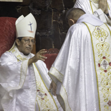 Mons. Pedro: La Resurrección de Cristo nos llama a la solidaridad y la esperanza
