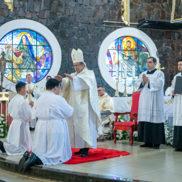 Oviedo y Benítez: nuevos diáconos al servicio de la Iglesia