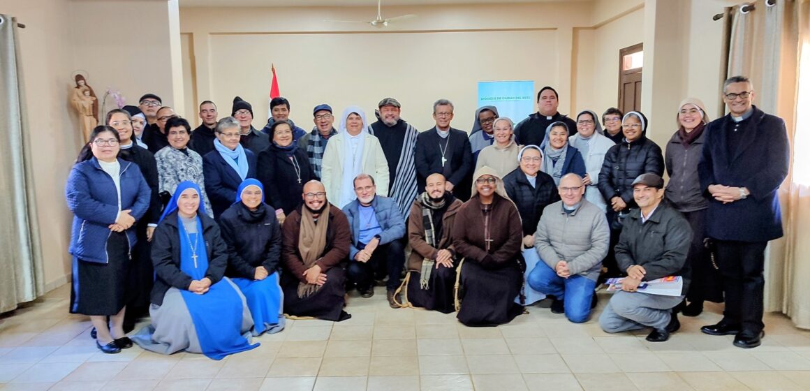 Obispo convoca a consagrados a un «arte sinfónico» de comunión y sinodalidad